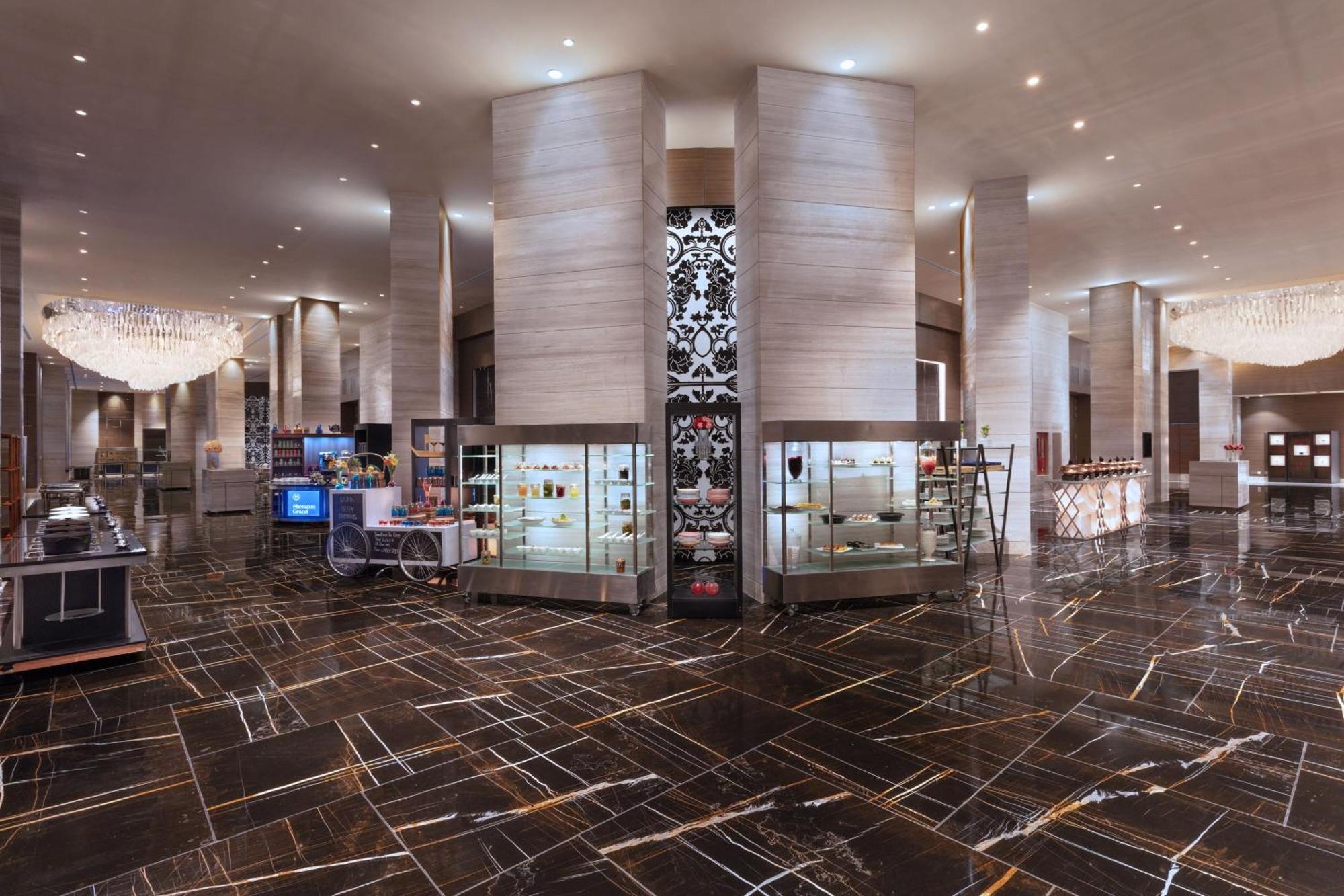 Sheraton Grand Bengaluru Whitefield Hotel & Convention Center Экстерьер фото