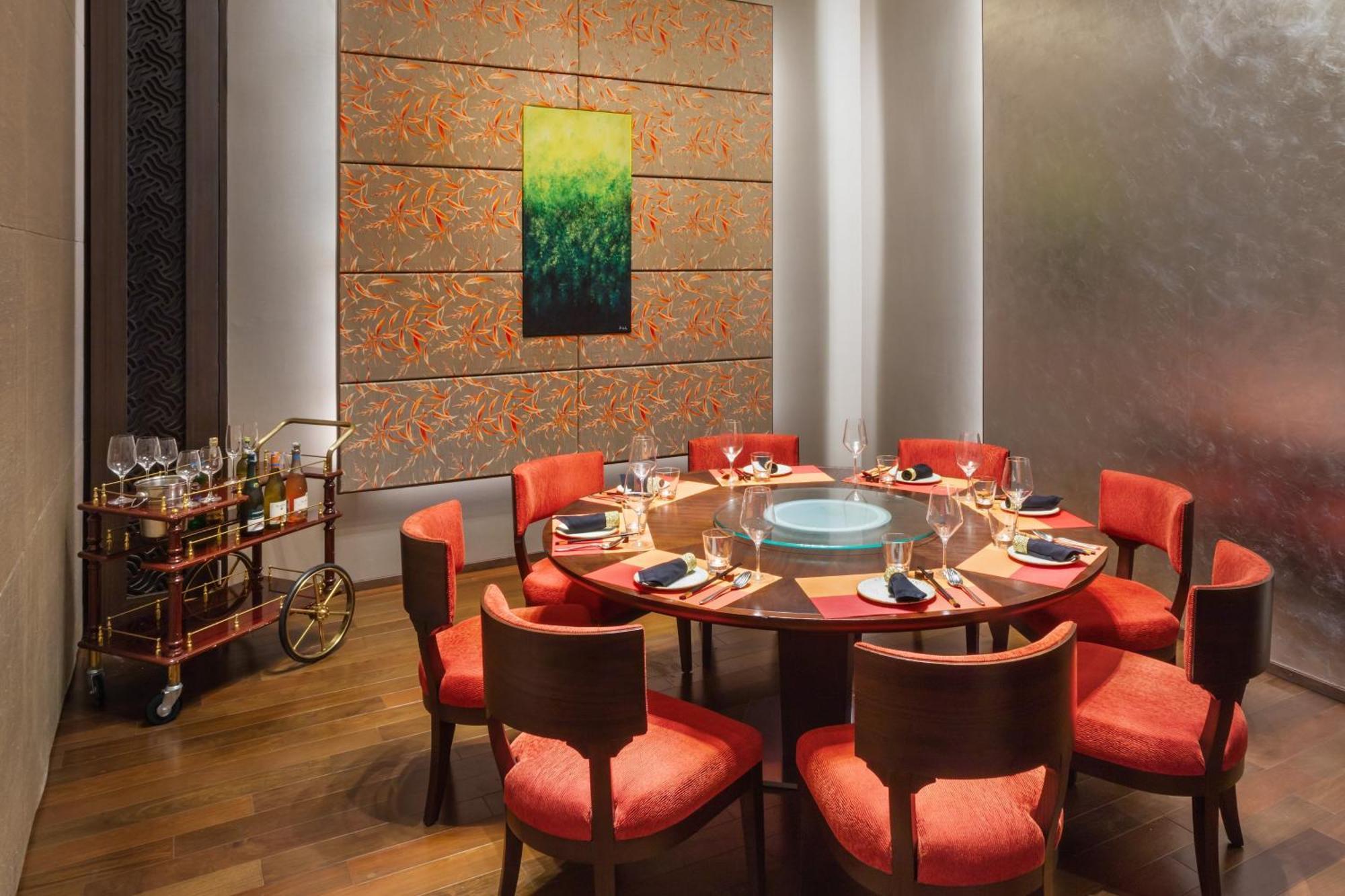 Sheraton Grand Bengaluru Whitefield Hotel & Convention Center Экстерьер фото