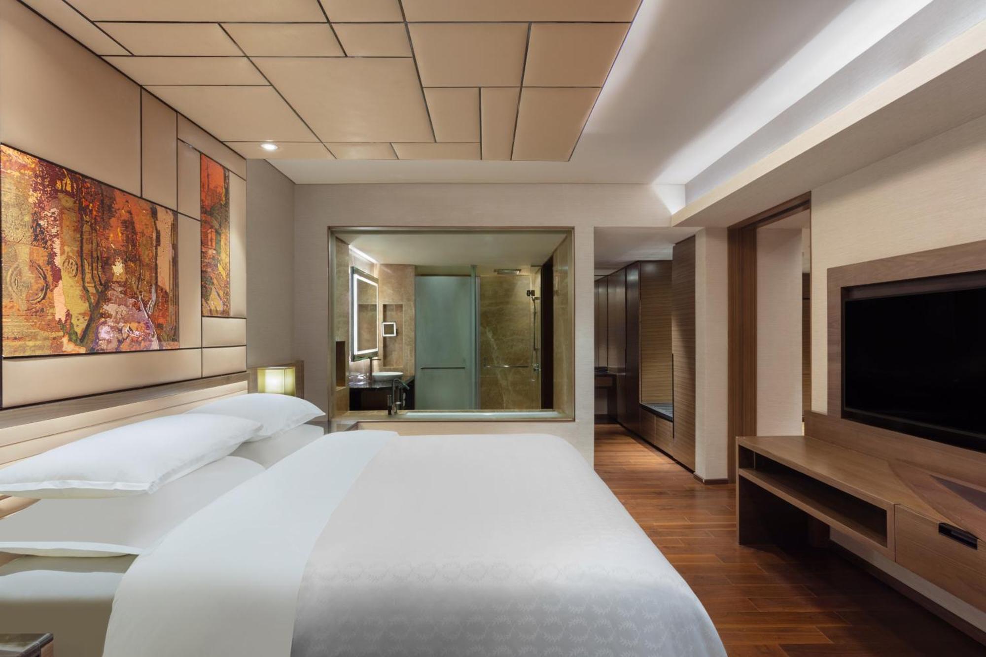 Sheraton Grand Bengaluru Whitefield Hotel & Convention Center Экстерьер фото