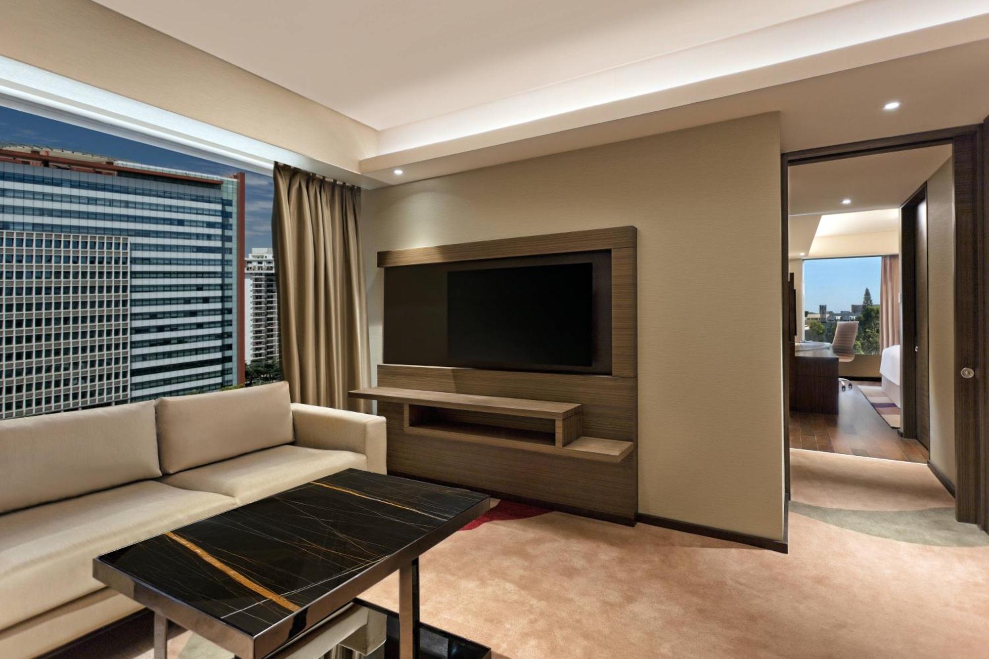 Sheraton Grand Bengaluru Whitefield Hotel & Convention Center Экстерьер фото
