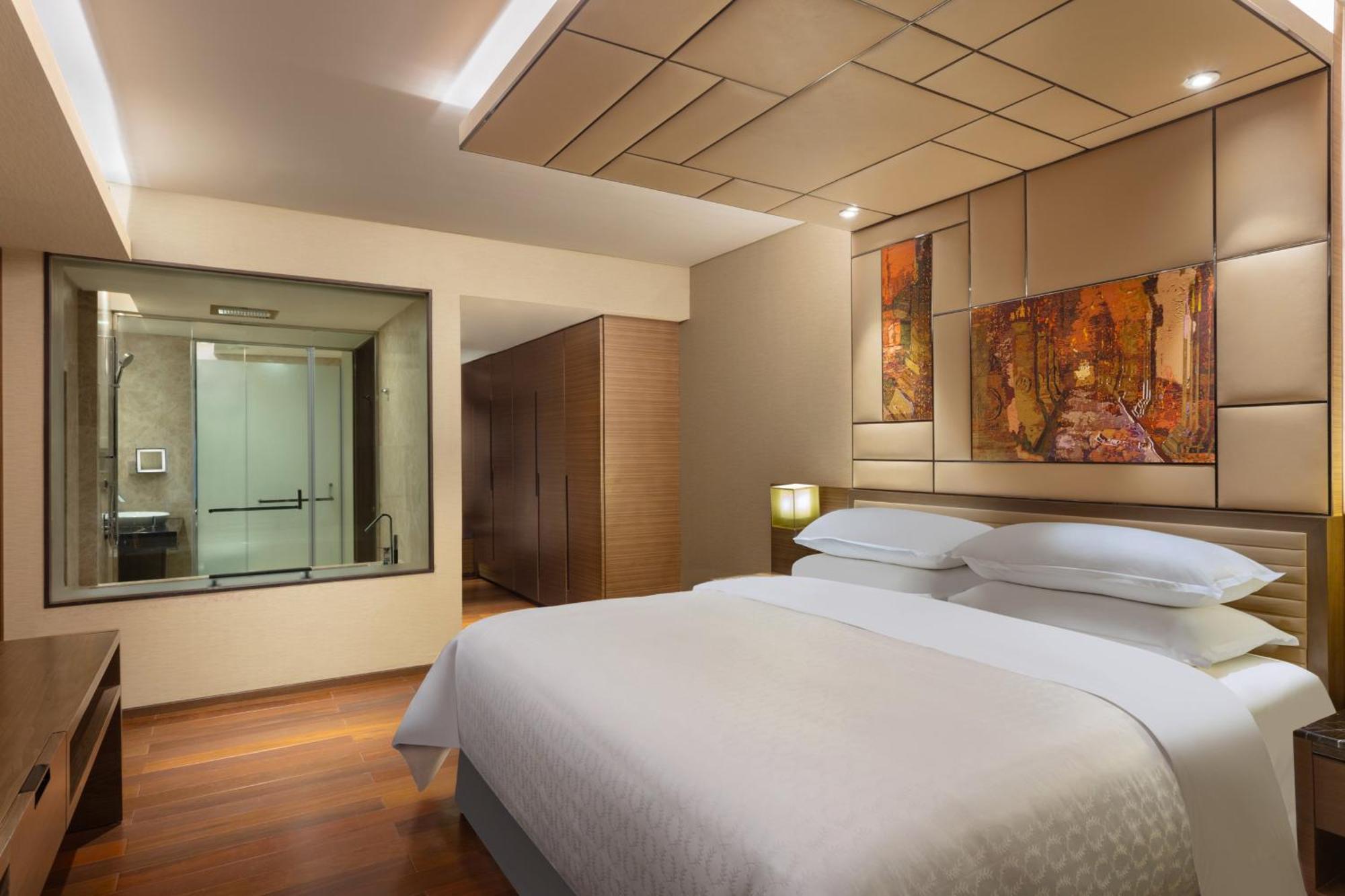 Sheraton Grand Bengaluru Whitefield Hotel & Convention Center Экстерьер фото